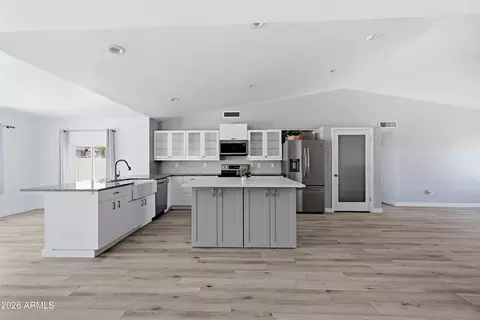 Kitchen - 4638 E La Puente Ave, Phoenix, AZ 85044 photo 1 of 2