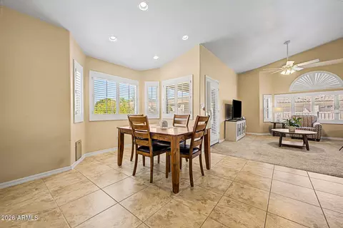 Dining - 4202 E Broadway Rd #16, Mesa, AZ 85206 photo 2 of 3