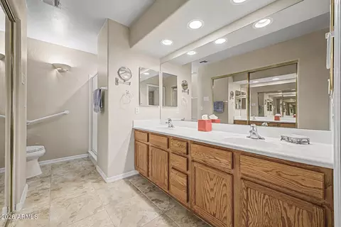 Bath - 4202 E Broadway Rd #16, Mesa, AZ 85206 photo 1 of 3