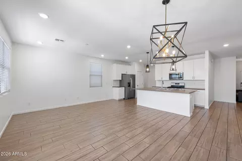 Living - 4121 S 67th Dr, Phoenix, AZ 85043 photo 3 of 3