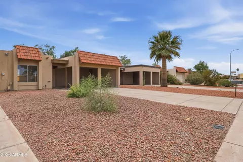 Exterior - 5409 S Mitchell Dr, Tempe, AZ 85283 photo 6 of 9