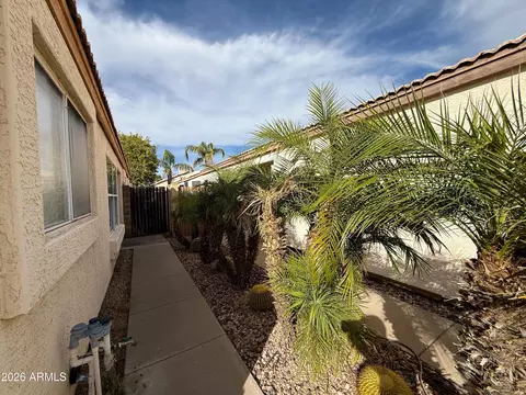 Exterior - 4622 E Grovers Ave, Phoenix, AZ 85032 photo 2 of 7
