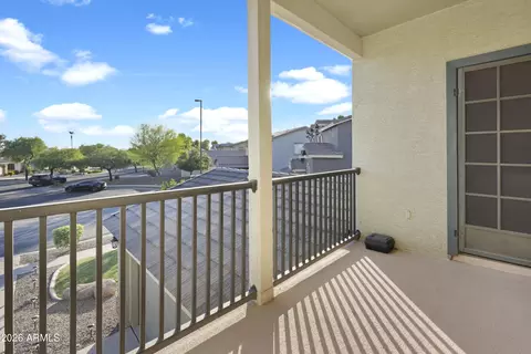 Exterior - 4062 E Stable Ct, Gilbert, AZ 85297 photo 4 of 8