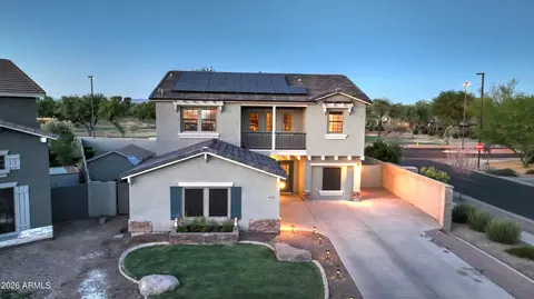Exterior - 4062 E Stable Ct, Gilbert, AZ 85297 photo 3 of 8