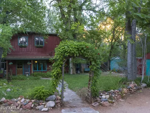 251 Bear Wallow Ln, Sedona, AZ 86336