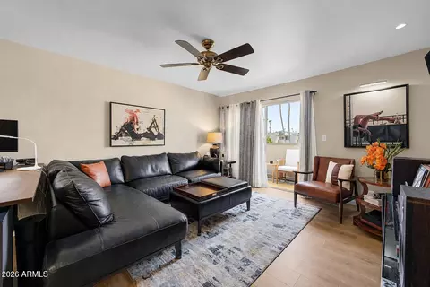 4600 N 68th St #354, Scottsdale, AZ 85251