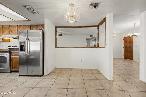 Dining - 1618 E Impala Ave, Mesa, AZ 85204 photo 2 of 2