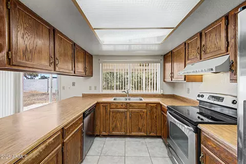 Kitchen - 1618 E Impala Ave, Mesa, AZ 85204 photo 2 of 2