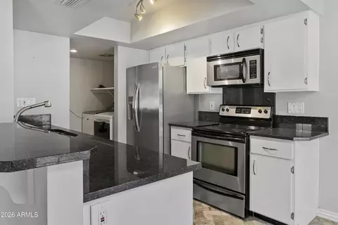Kitchen - 628 E Boca Raton Rd, Phoenix, AZ 85022 photo 1 of 4