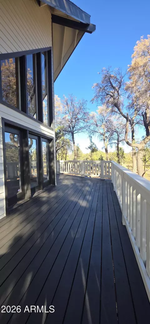 Exterior - 2870 Cedar Rdg, Overgaard, AZ 85933 photo 5 of 6