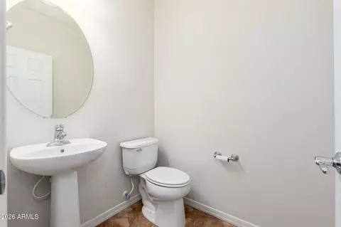 Bath - 3954 E Melinda Dr, Phoenix, AZ 85050 photo 1 of 3