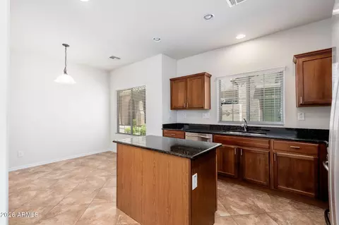 Kitchen - 3954 E Melinda Dr, Phoenix, AZ 85050 photo 4 of 5