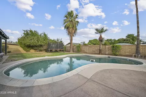 Exterior - 3915 E Yucca St, Phoenix, AZ 85028 photo 2 of 7