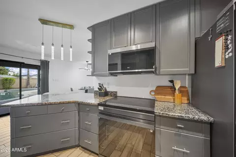 Kitchen - 3915 E Yucca St, Phoenix, AZ 85028 photo 2 of 4