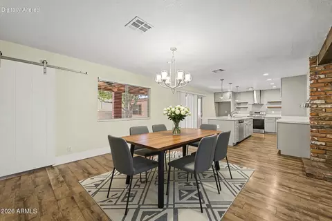 Dining - 1341 E Orchid Ln, Phoenix, AZ 85020 photo 2 of 2