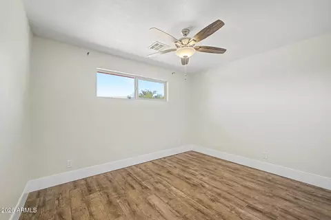 Bedroom - 1341 E Orchid Ln, Phoenix, AZ 85020 photo 3 of 4
