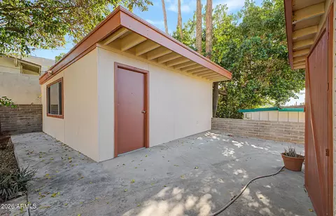 Exterior - 1341 E Orchid Ln, Phoenix, AZ 85020 photo 9 of 10