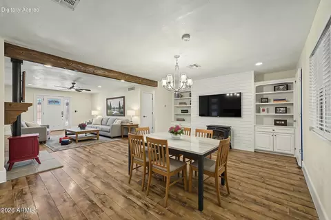 Dining - 1341 E Orchid Ln, Phoenix, AZ 85020 photo 1 of 2