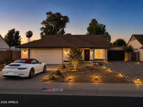 4238 Everett Dr, Phoenix, AZ 85032 photo 2