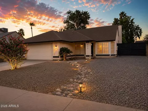 4238 Everett Dr, Phoenix, AZ 85032 photo 4