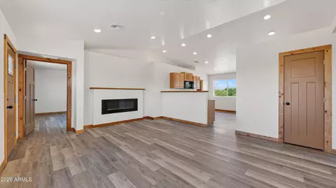 Living - 7923 E Bloomfield Rd, Hereford, AZ 85615 photo 4 of 6