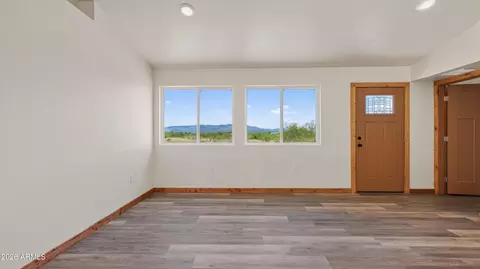 Living - 7923 E Bloomfield Rd, Hereford, AZ 85615 photo 3 of 6