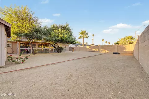 Exterior - 3821 E Wethersfield Rd, Phoenix, AZ 85032 photo 11 of 12