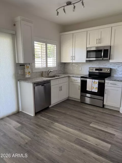 2584 E Del Rio Ct, Gilbert, AZ 85295 photo 8
