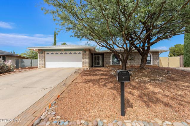 880 E Mimosa Cir, Sierra Vista, AZ 85635