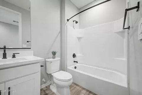 Bath - 11247 E Unger Ave, Mesa, AZ 85212 photo 2 of 2