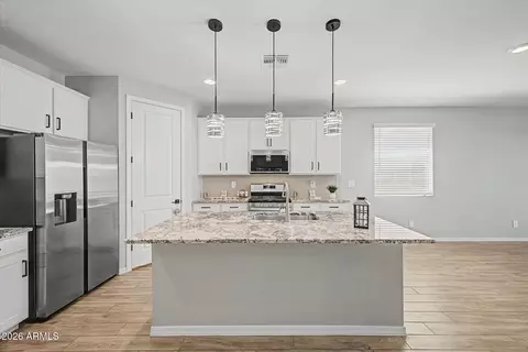 Kitchen - 11247 E Unger Ave, Mesa, AZ 85212 photo 1 of 5