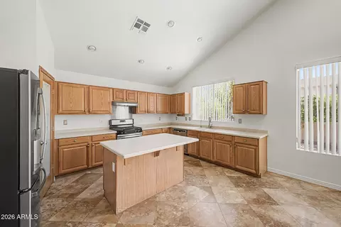 Kitchen - 66 E Julian Dr, Gilbert, AZ 85295 photo 4 of 4
