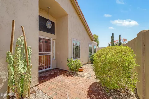 Exterior - 13029 S 45th Pl, Phoenix, AZ 85044 photo 5 of 11