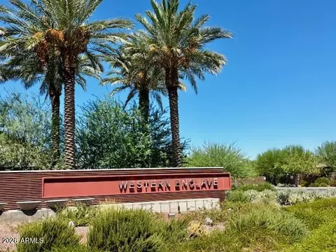 9320 W Meadowbrook Ave, Phoenix, AZ 85037
