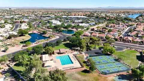 View/Area - 4349 E Chuckwalla Cyn, Phoenix, AZ 85044 photo 5 of 7