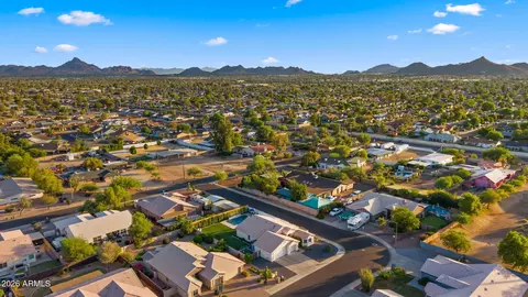 View/Area - 4049 E Vista Dr, Phoenix, AZ 85032 photo 4 of 4