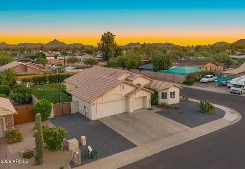 View/Area - 4049 E Vista Dr, Phoenix, AZ 85032 photo 2 of 4