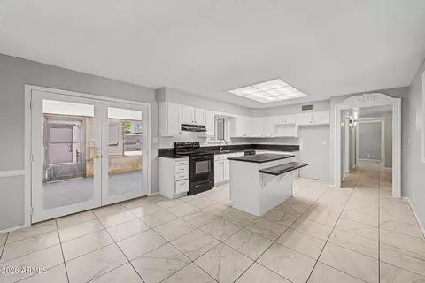 Kitchen - 1256 W Devonshire St, Mesa, AZ 85201 photo 1 of 3