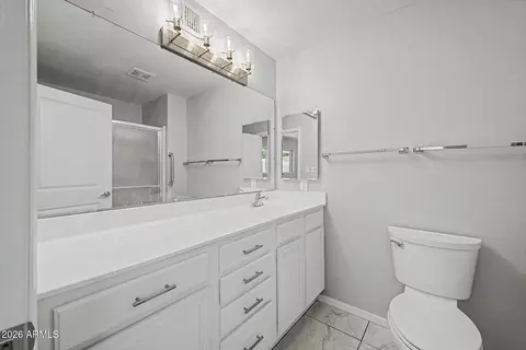 Bath - 1256 W Devonshire St, Mesa, AZ 85201 photo 1 of 4