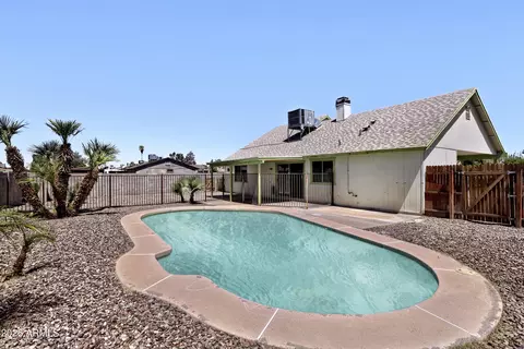 Exterior - 8717 W Clarendon Ave, Phoenix, AZ 85037 photo 3 of 4