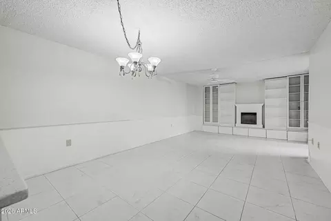 Living - 3033 E Devonshire Ave #1021, Phoenix, AZ 85016 photo 1 of 5