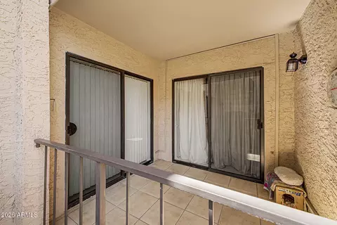 Exterior - 3033 E Devonshire Ave #1021, Phoenix, AZ 85016 photo 3 of 3