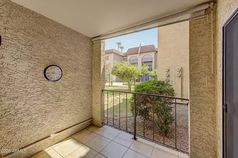 Exterior - 3033 E Devonshire Ave #1021, Phoenix, AZ 85016 photo 2 of 3