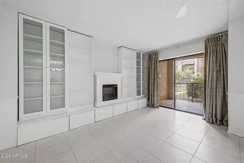 Living - 3033 E Devonshire Ave #1021, Phoenix, AZ 85016 photo 3 of 5