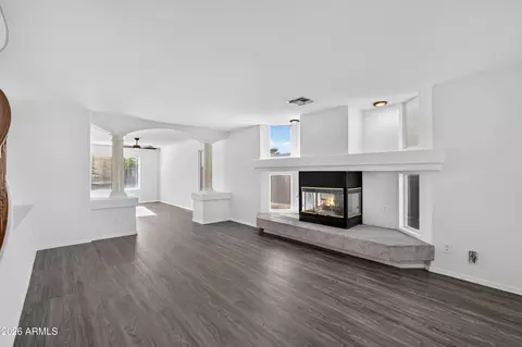 Living - 716 S Cardinal St, Gilbert, AZ 85296 photo 2 of 7