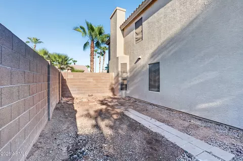 Exterior - 716 S Cardinal St, Gilbert, AZ 85296 photo 8 of 10