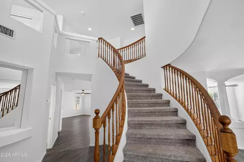 Entry Way - 716 S Cardinal St, Gilbert, AZ 85296 photo 2 of 4