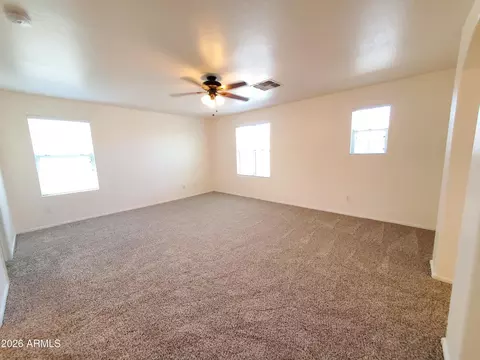 Living - 3944 E Leslie Dr E, Gilbert, AZ 85296 photo 8 of 10