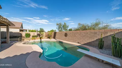 Exterior - 645 E Stottler Dr, Gilbert, AZ 85296 photo 10 of 12