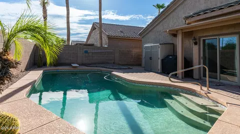 Exterior - 645 E Stottler Dr, Gilbert, AZ 85296 photo 8 of 12